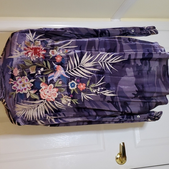 Johnny Was Kasumi Velvet boxy shirt - Picture 4 of 8